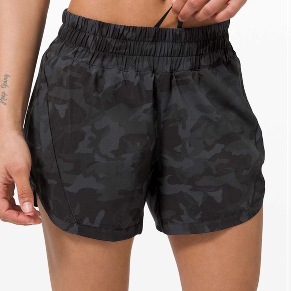 Lululemon Track That Shorts | 4 - Picture 1 of 5